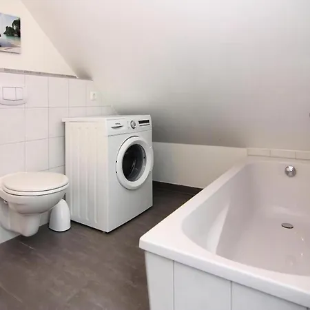 Σπίτι διακοπών De Poeler Drift, Zierow